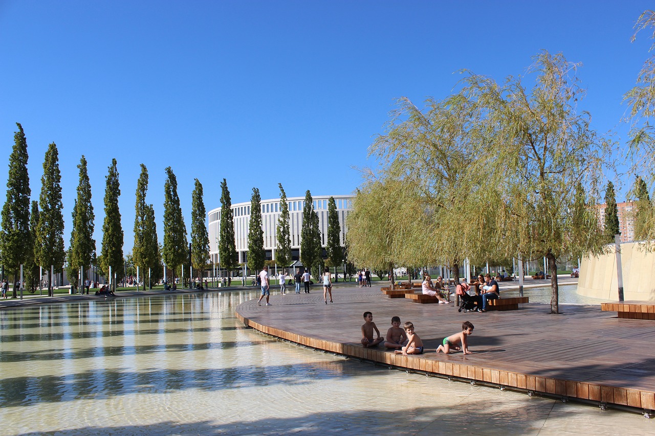 即是这种趋 即是这种趋