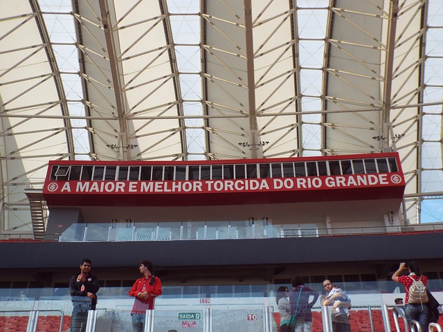 表现不足 表现不足